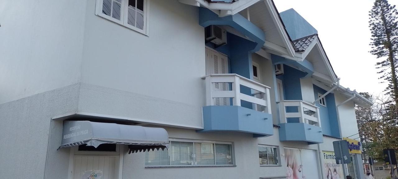 Residencial Da Praca Garopaba Hotel Eksteriør billede